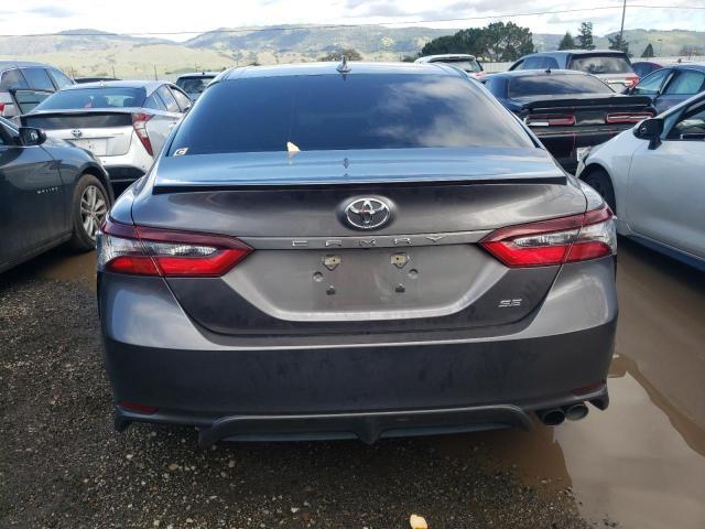2022 Toyota Camry Se - Image 6