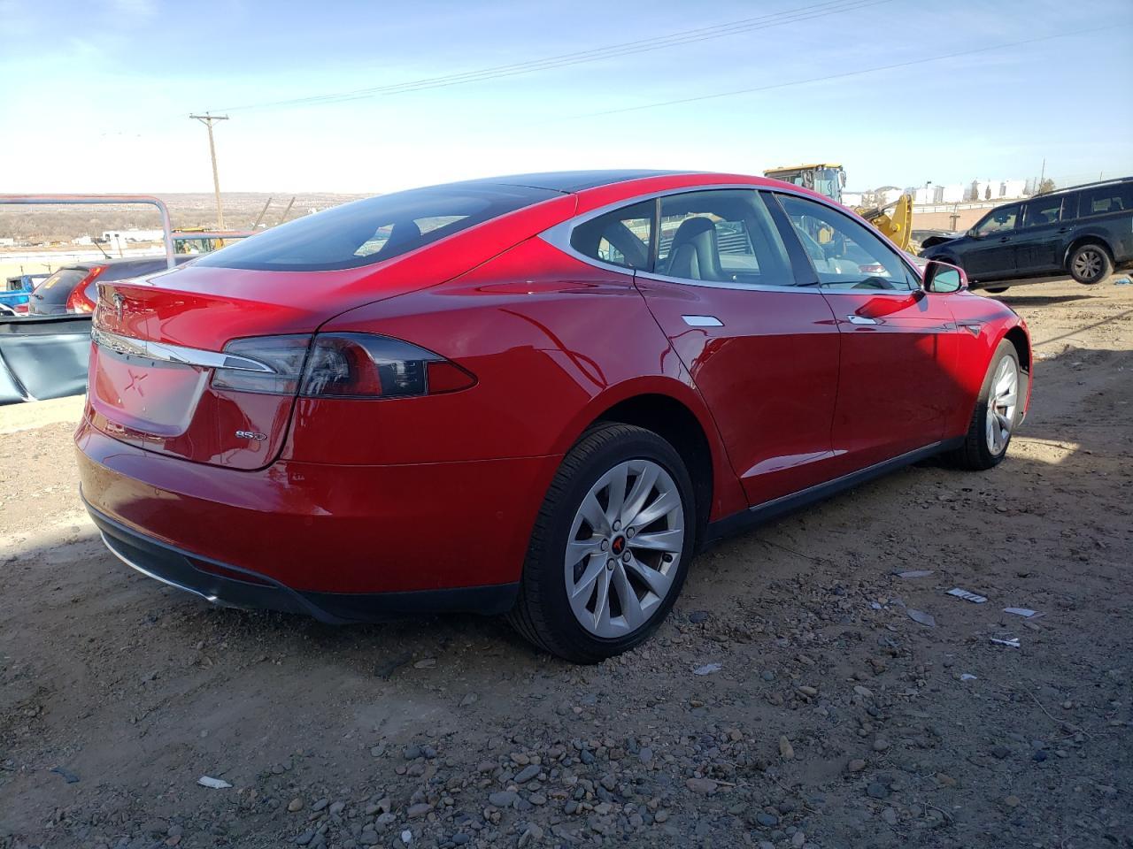 2015 TESLA MODEL S 85 - Фото 3