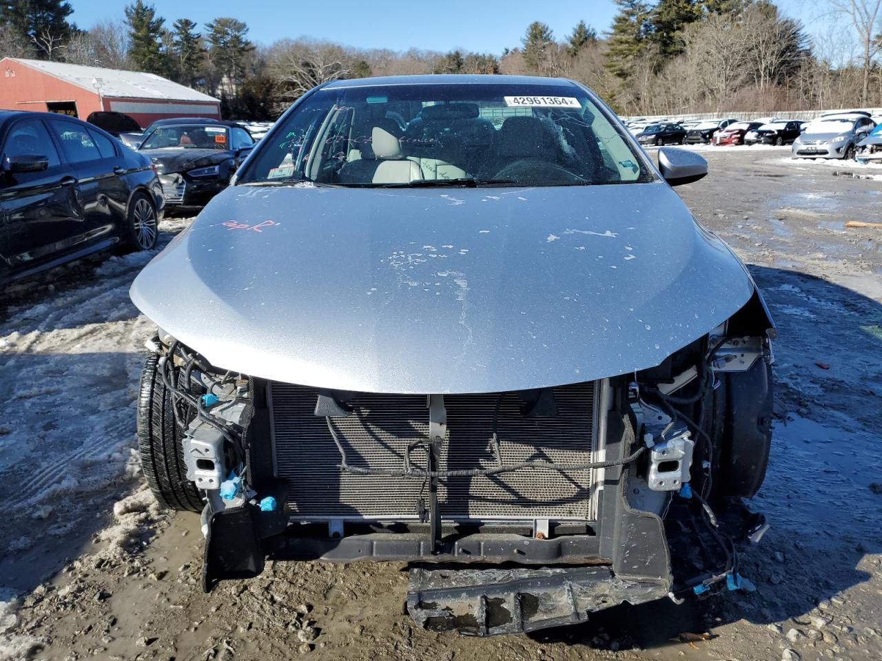 2015 TOYOTA CAMRY LE - Image 5