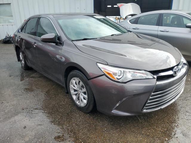 2016 Toyota Camry Le - Фото 4