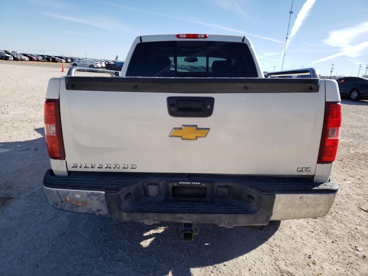 2013 CHEVROLET SILVERADO - Image 6