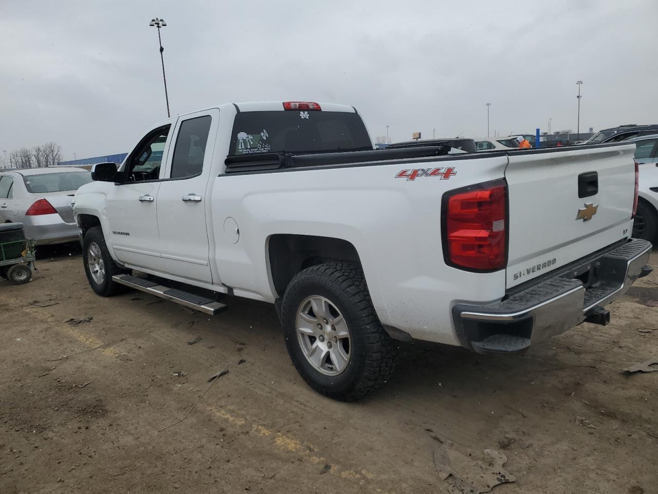2016 CHEVROLET SILVERADO - Image 2