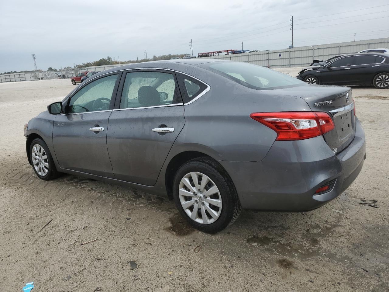 2018 NISSAN SENTRA S - Фото 2
