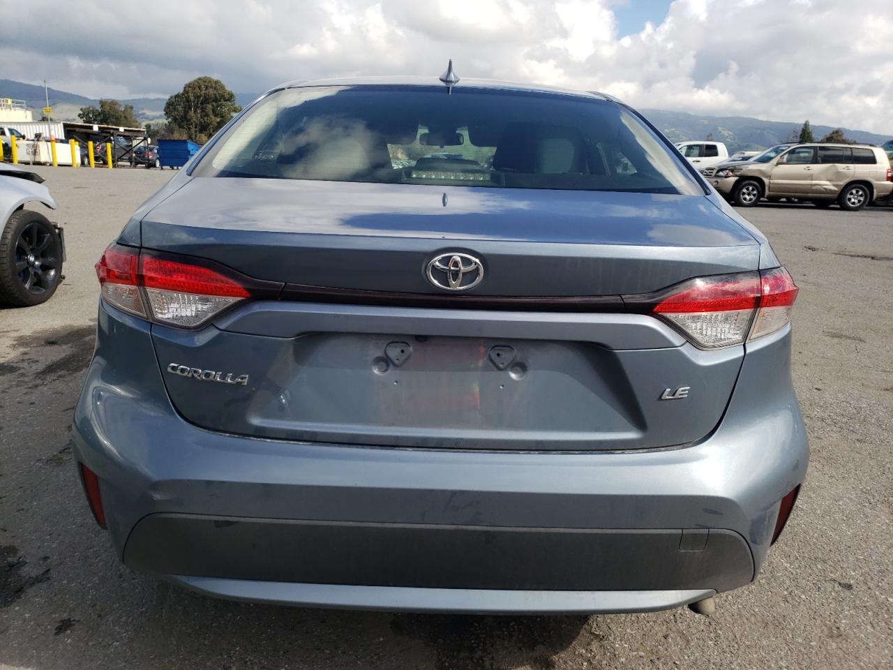 2020 TOYOTA COROLLA LE - Image 6