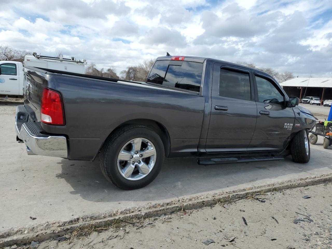 2019 RAM 1500 CLASS - Фото 3