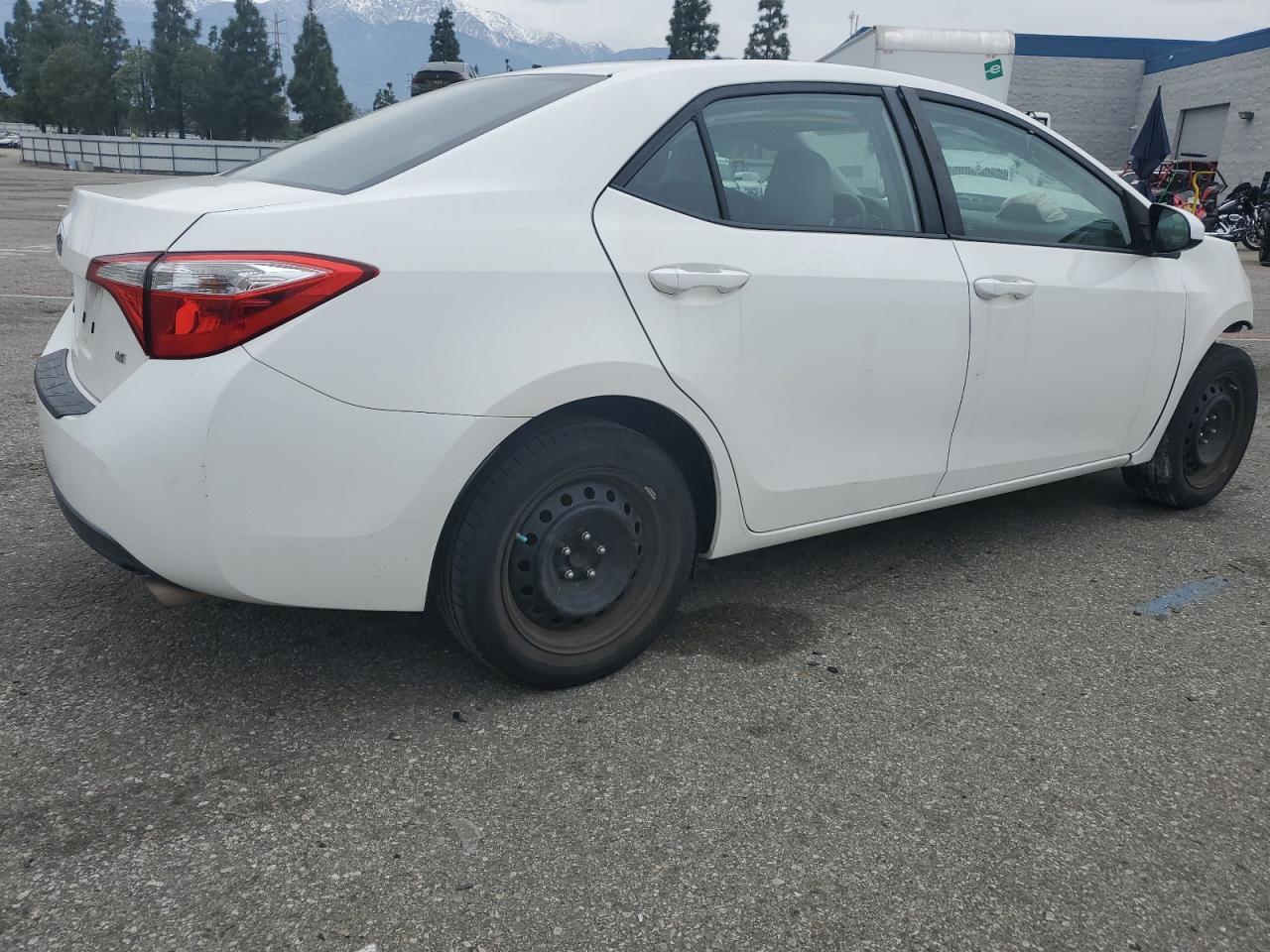 2016 TOYOTA COROLLA L - Фото 3
