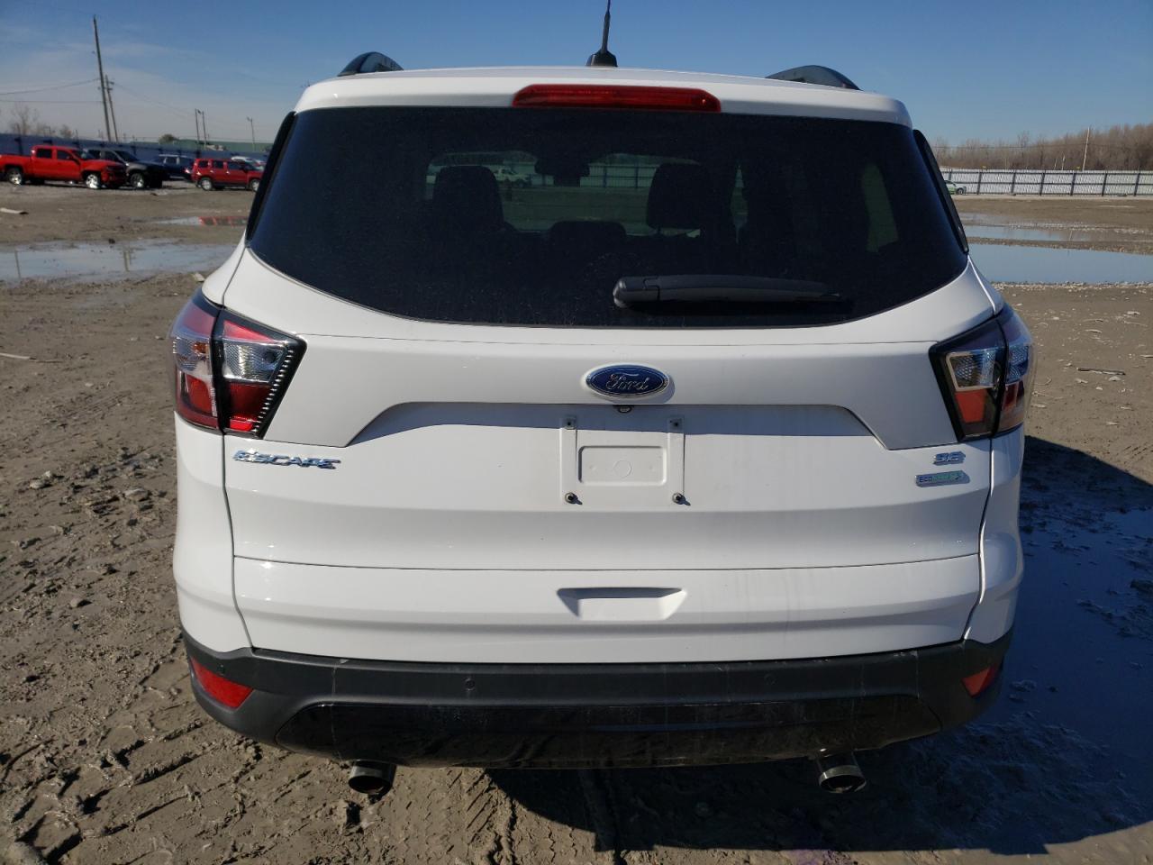 2017 FORD ESCAPE SE - Image 6