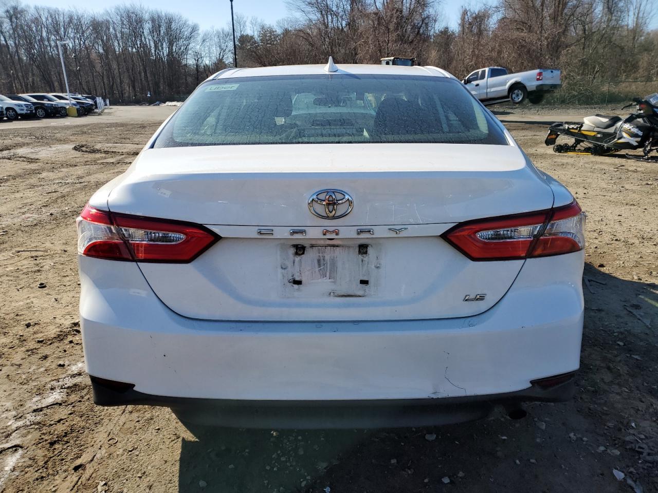 2019 TOYOTA CAMRY L - Image 6