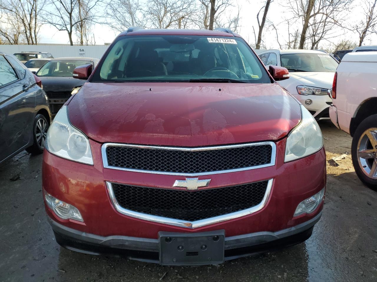 2011 CHEVROLET TRAVERSE L - Image 5