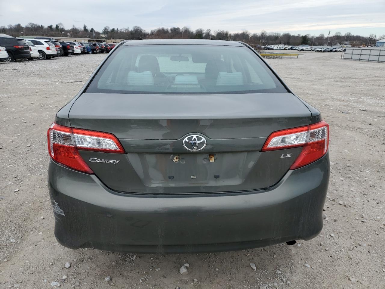 2014 TOYOTA CAMRY L - Image 6