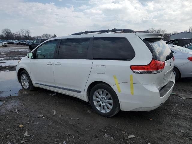 2012 Toyota Sienna Xle - Image 2