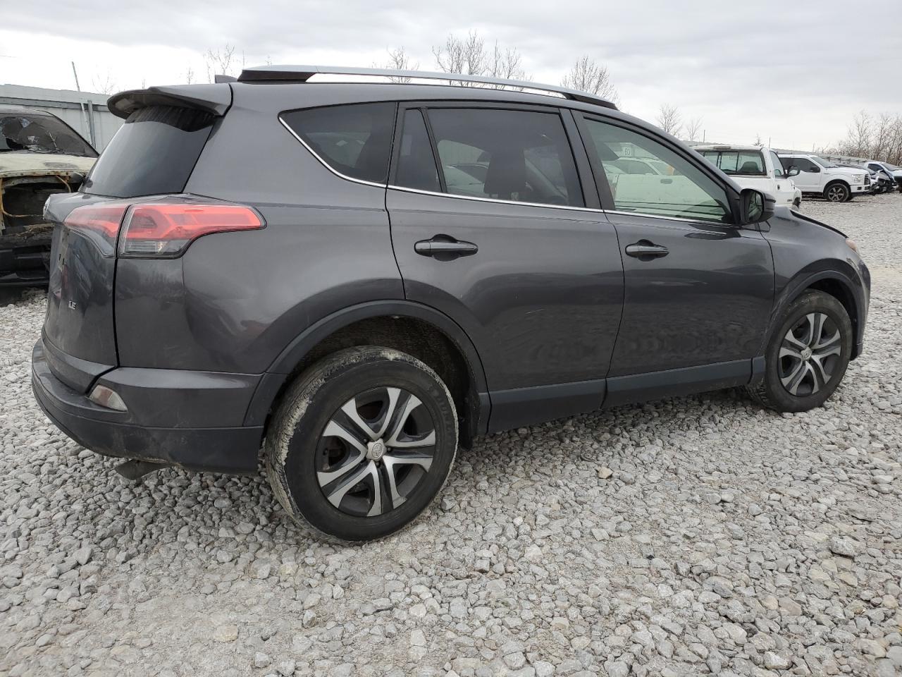 2017 TOYOTA RAV4 LE - Image 3