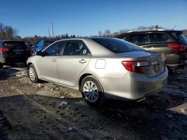 2014 Toyota Camry Le - Фото 2