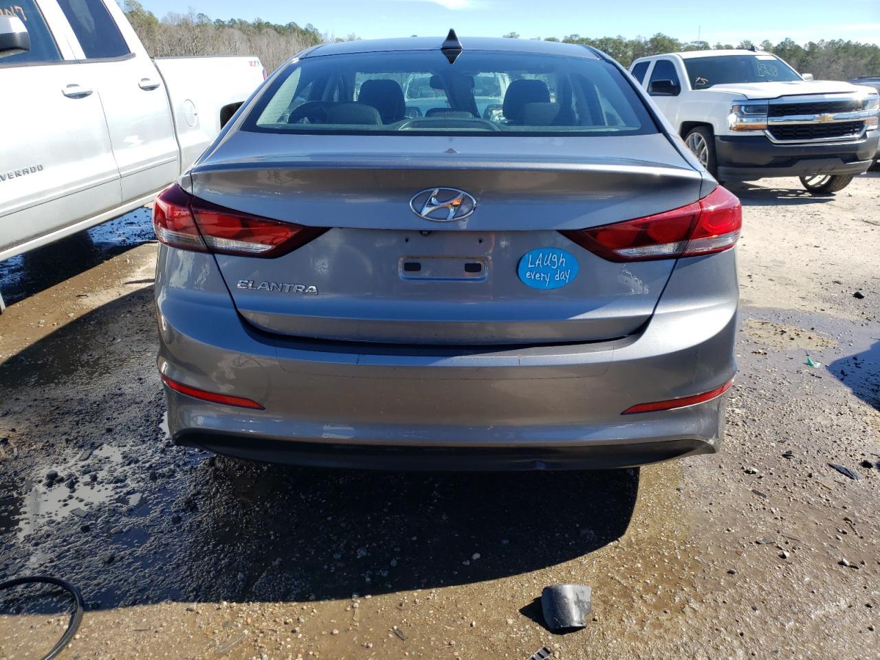 2018 HYUNDAI ELANTRA SE - Image 6