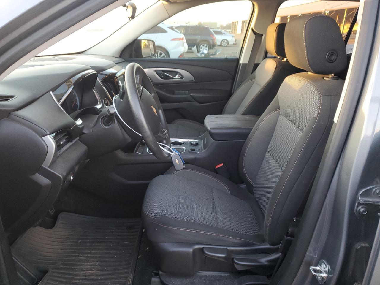 2018 CHEVROLET TRAVERSE L - Фото 7