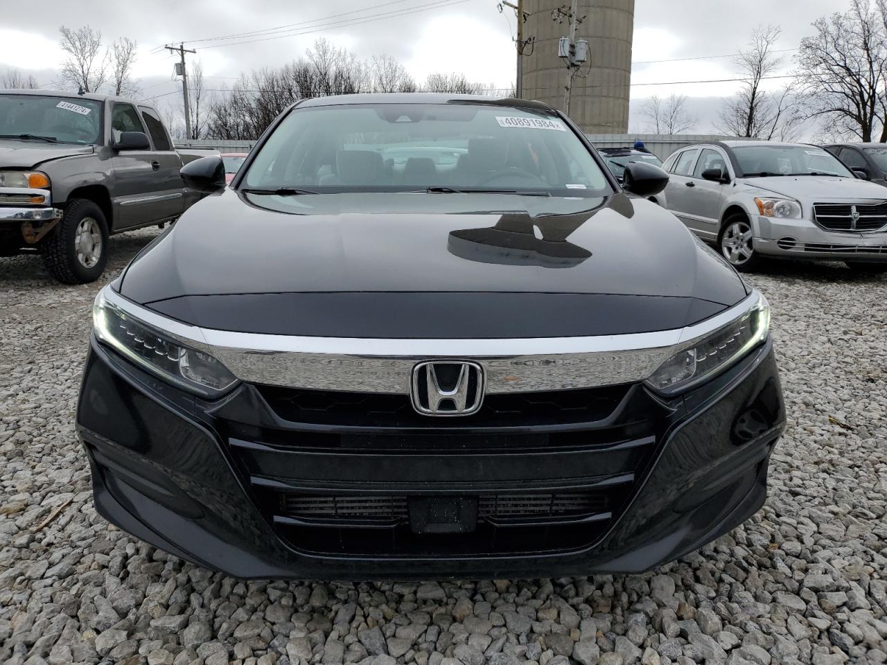 2018 HONDA ACCORD LX - Фото 5