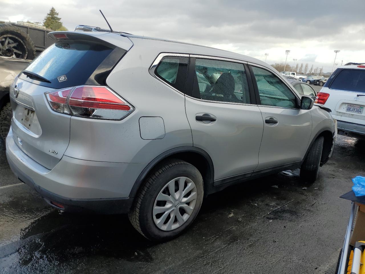 2016 NISSAN ROGUE S - Фото 3