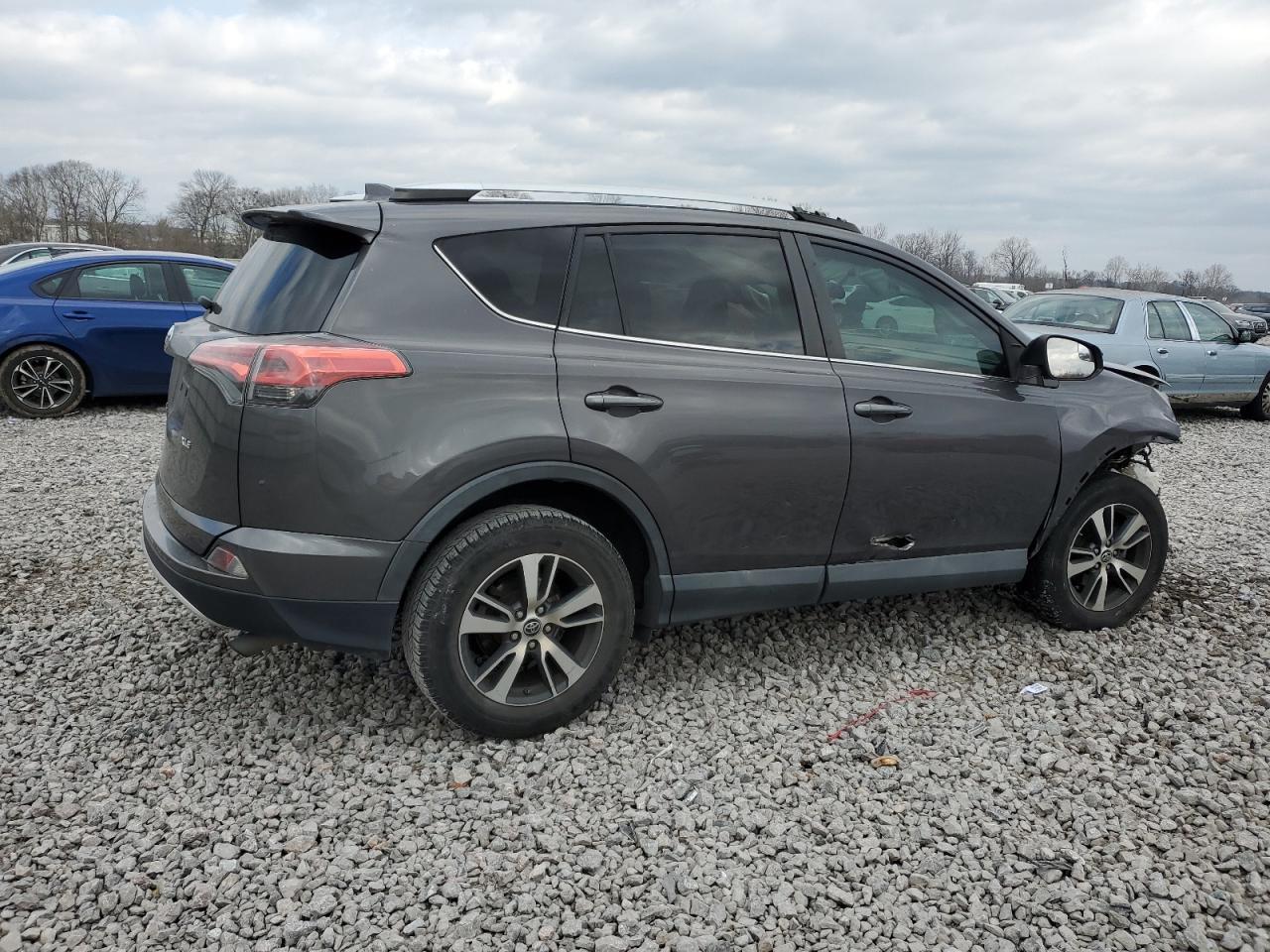 2016 TOYOTA RAV4 XLE - Фото 3