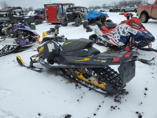 2013 Ski Doo Renegade - Фото 3