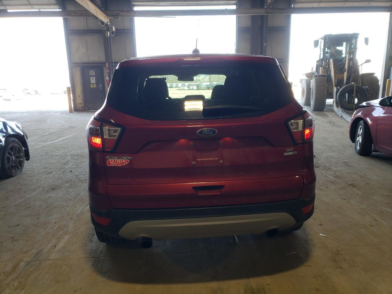 2017 FORD ESCAPE SE - Image 6