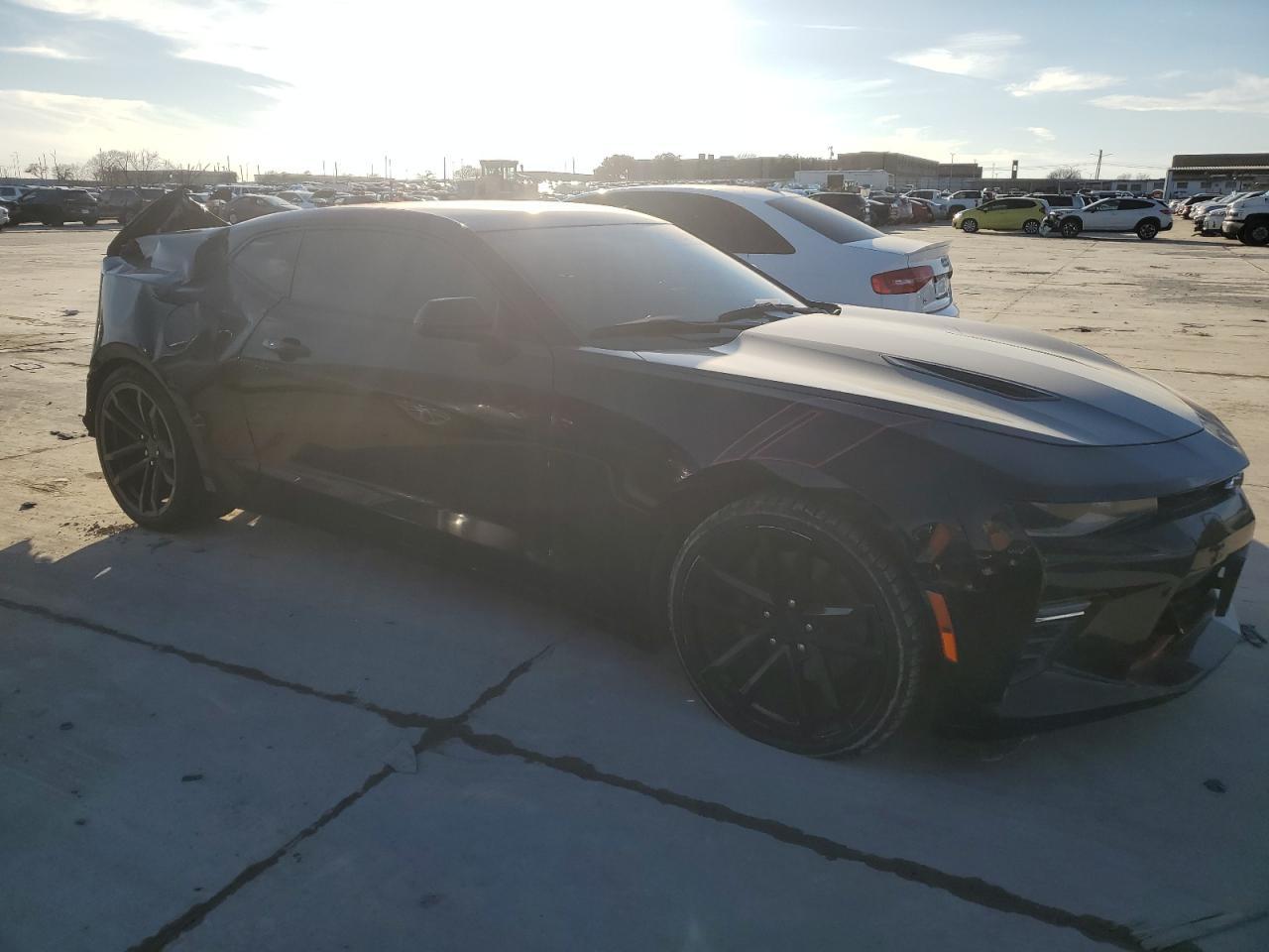 2018 CHEVROLET CAMARO SS - Image 4