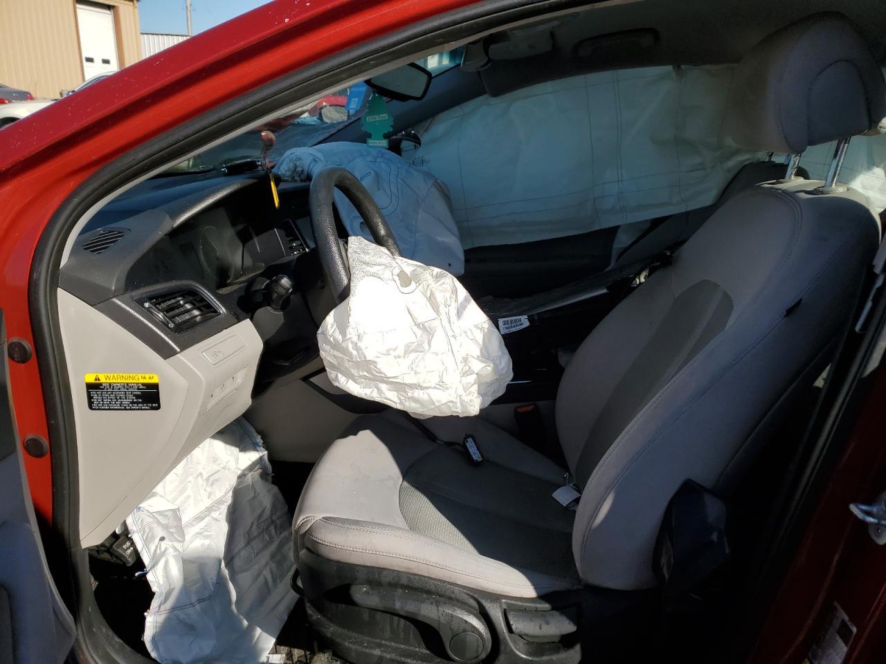 2017 HYUNDAI SONATA SE - Image 7