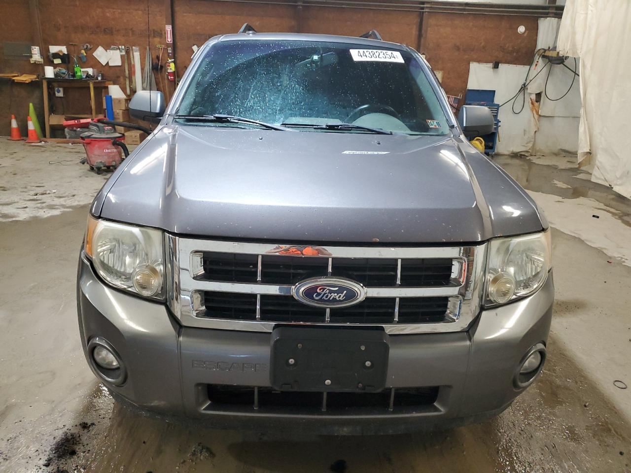 2010 FORD ESCAPE XLT - Фото 5