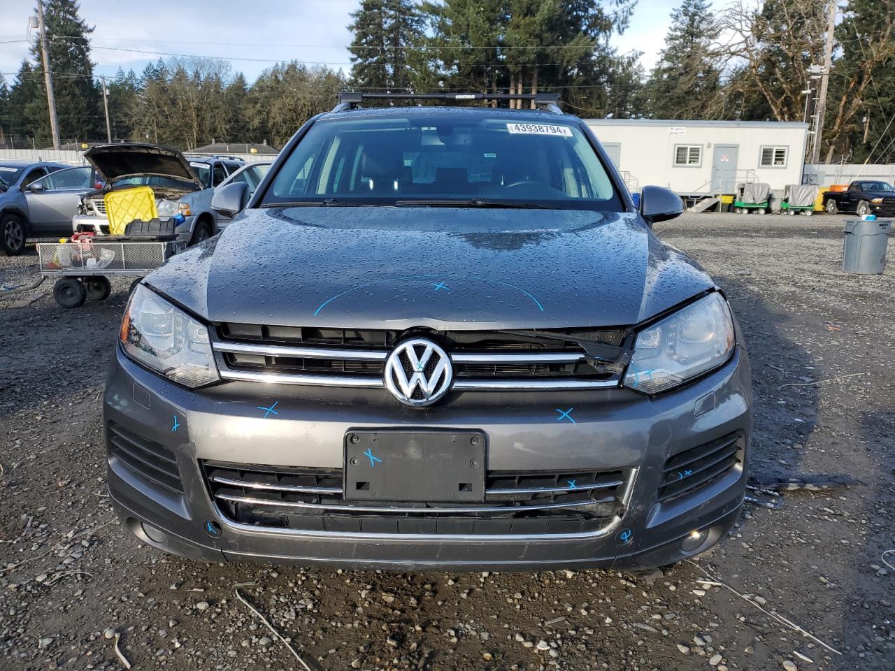 2014 VOLKSWAGEN TOUAREG V6 - Фото 5