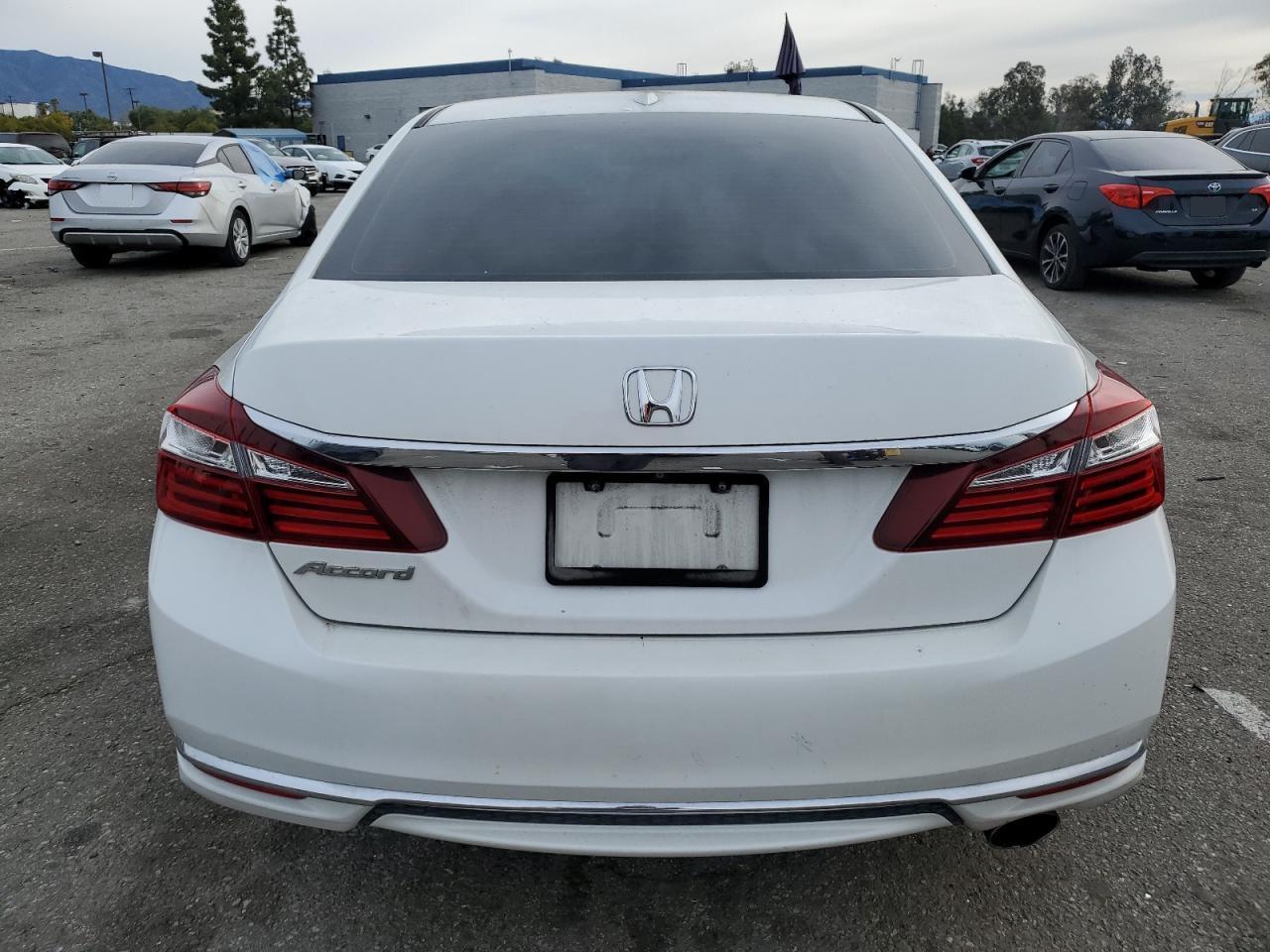 2016 HONDA ACCORD EXL - Image 6