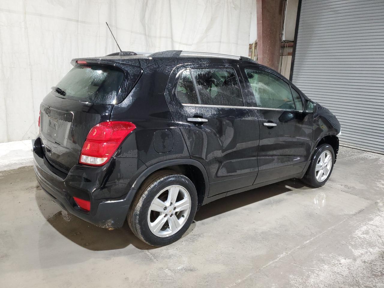 2019 CHEVROLET TRAX 1LT - Фото 3