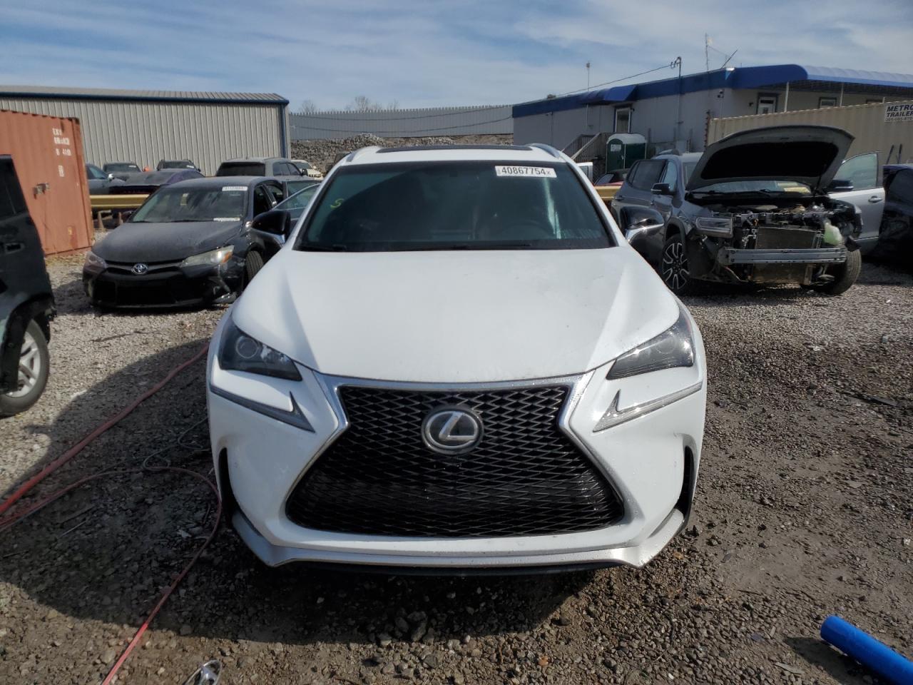 2017 LEXUS NX 200T BA - Фото 5