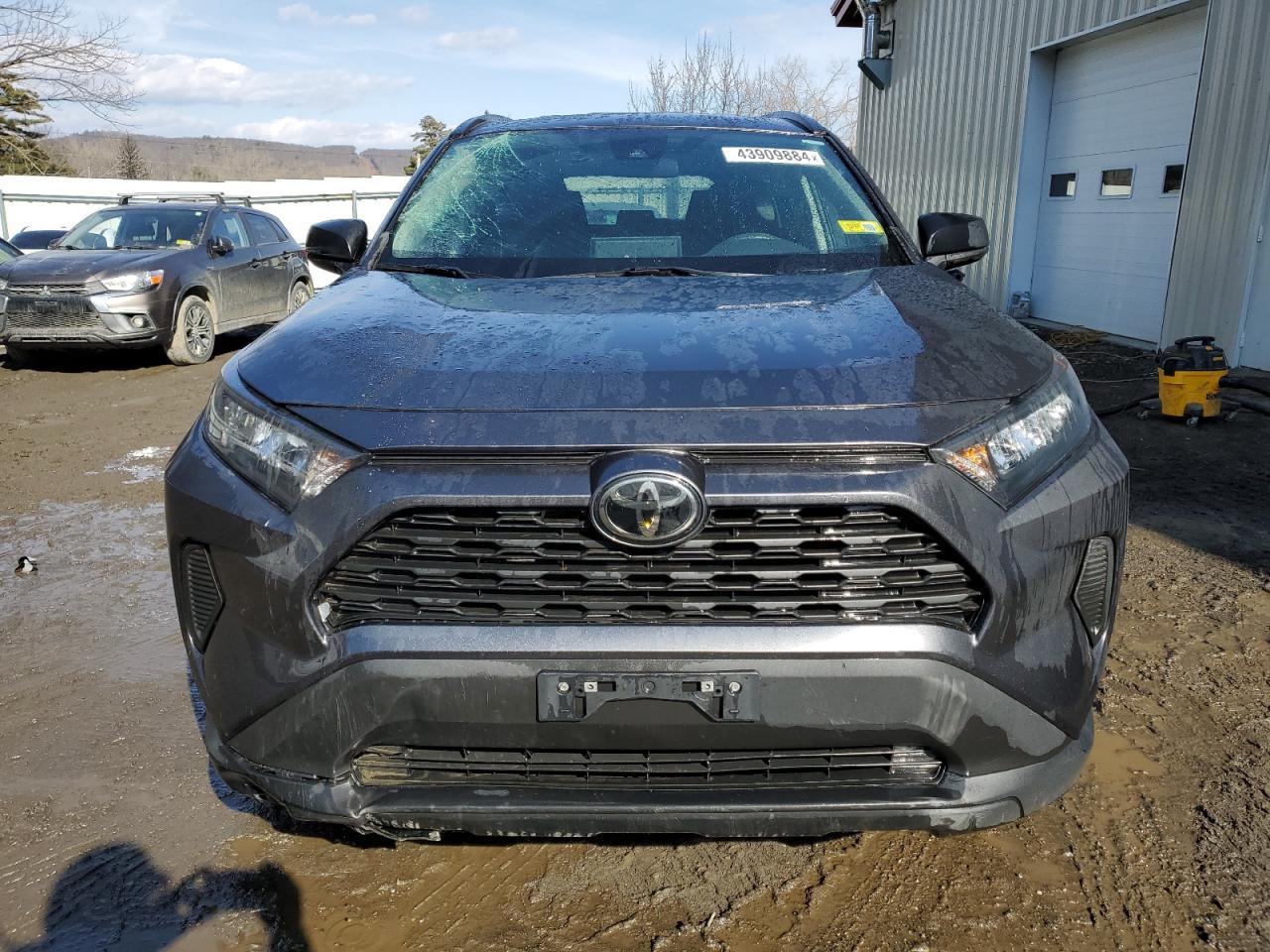 2021 TOYOTA RAV4 LE - Image 5