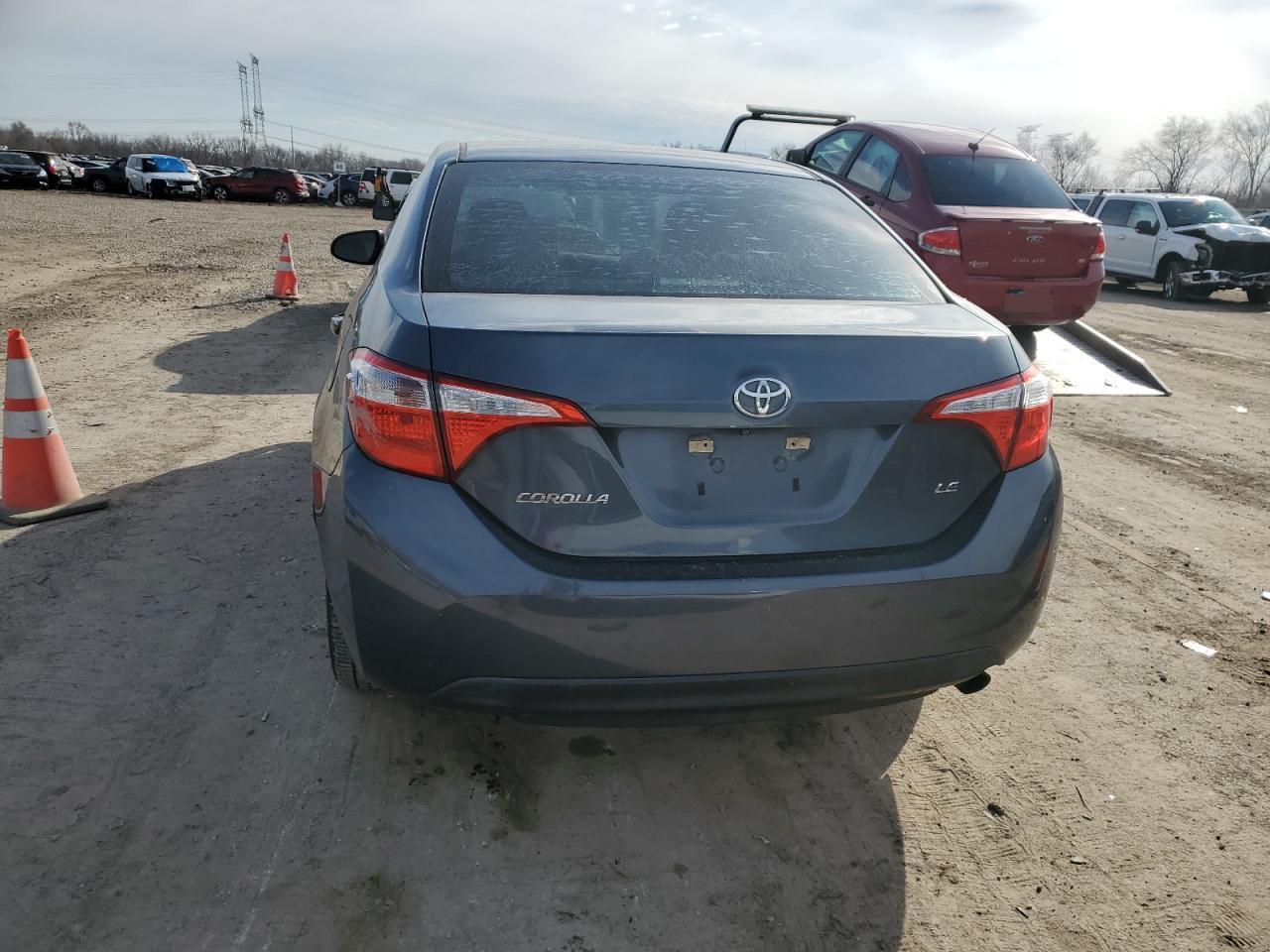 2015 TOYOTA COROLLA L - Image 6