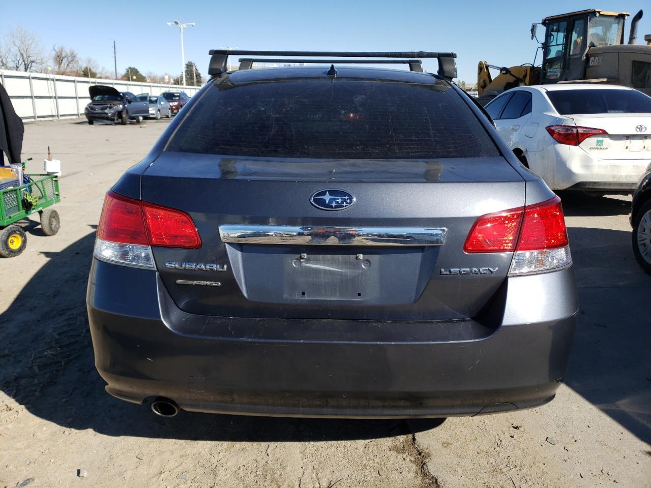2014 SUBARU LEGACY 2.5 - Image 6