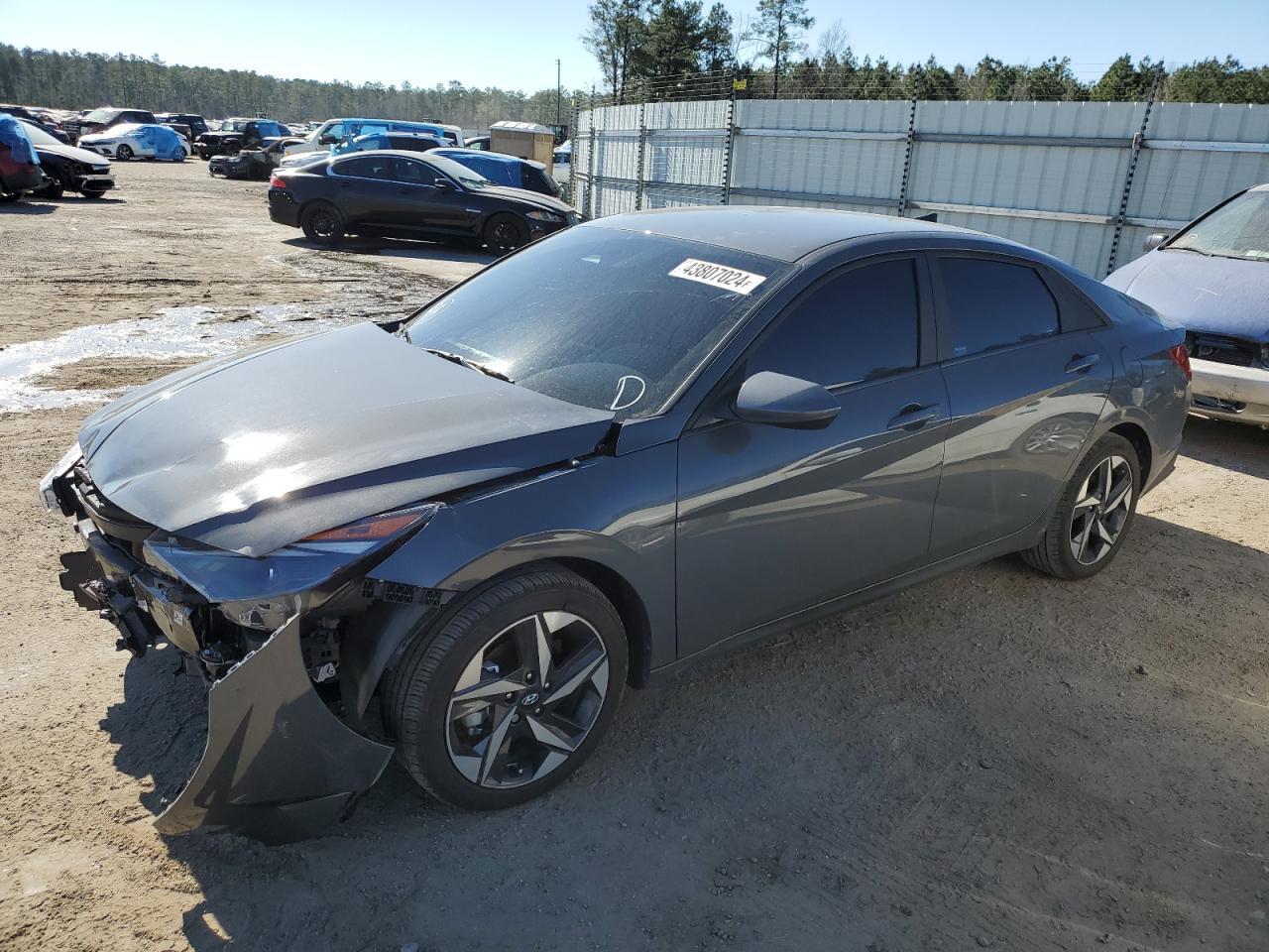2023 HYUNDAI ELANTRA SE