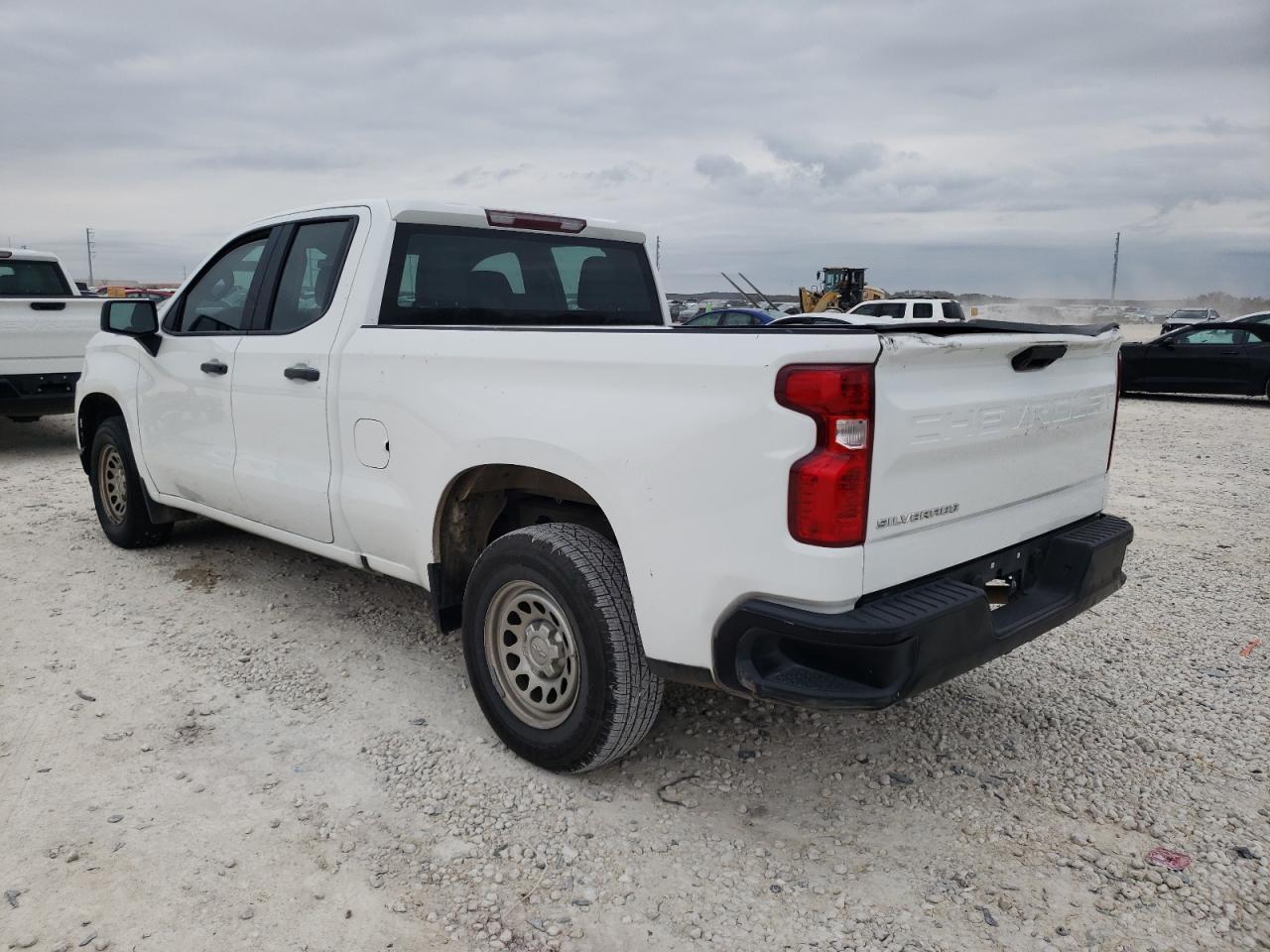 2020 CHEVROLET SILVERADO - Image 2