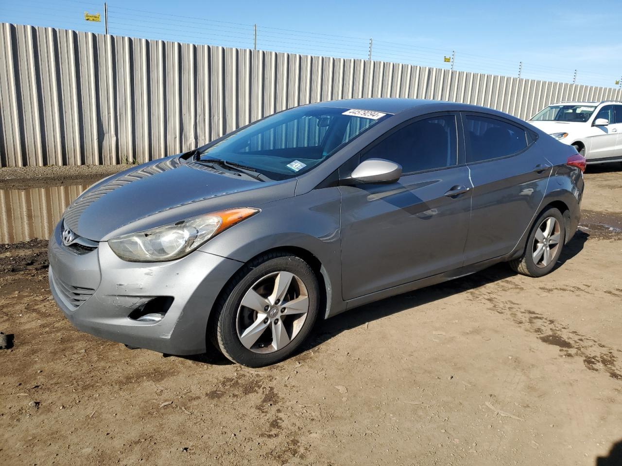 2013 HYUNDAI ELANTRA GL