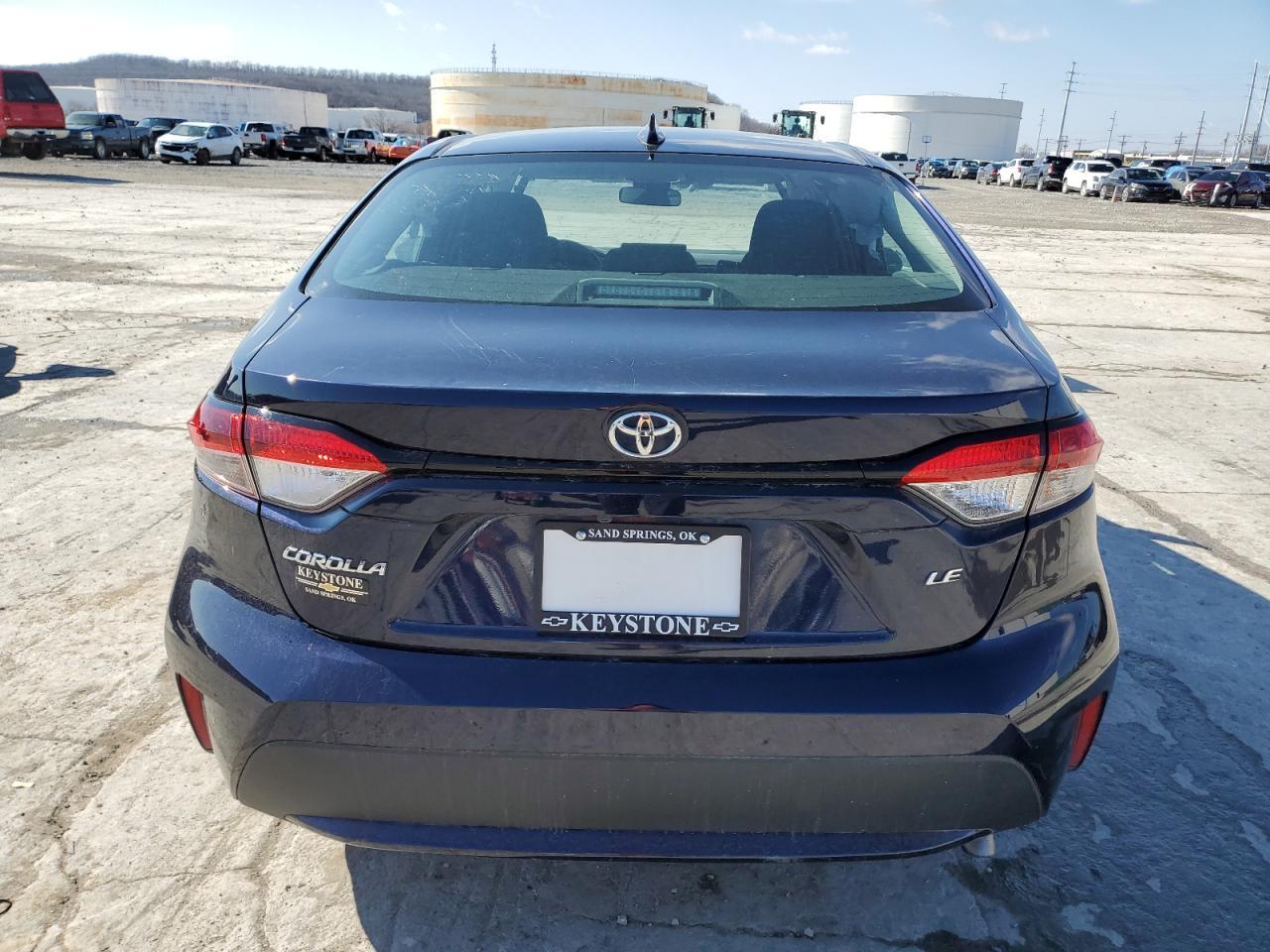 2021 TOYOTA COROLLA LE - Фото 6