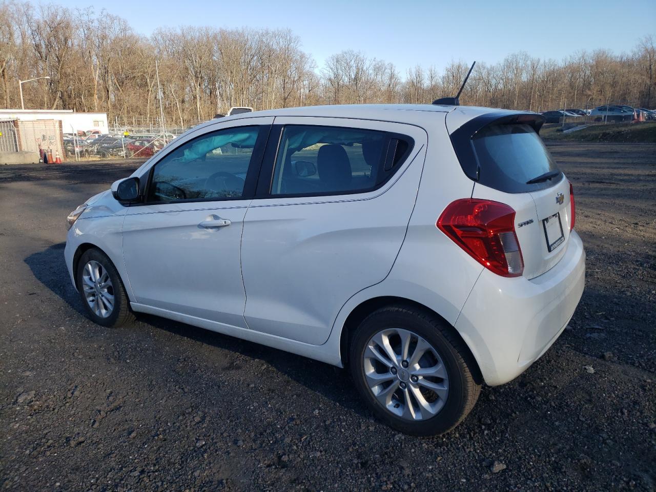 2021 CHEVROLET SPARK 1LT - Фото 2