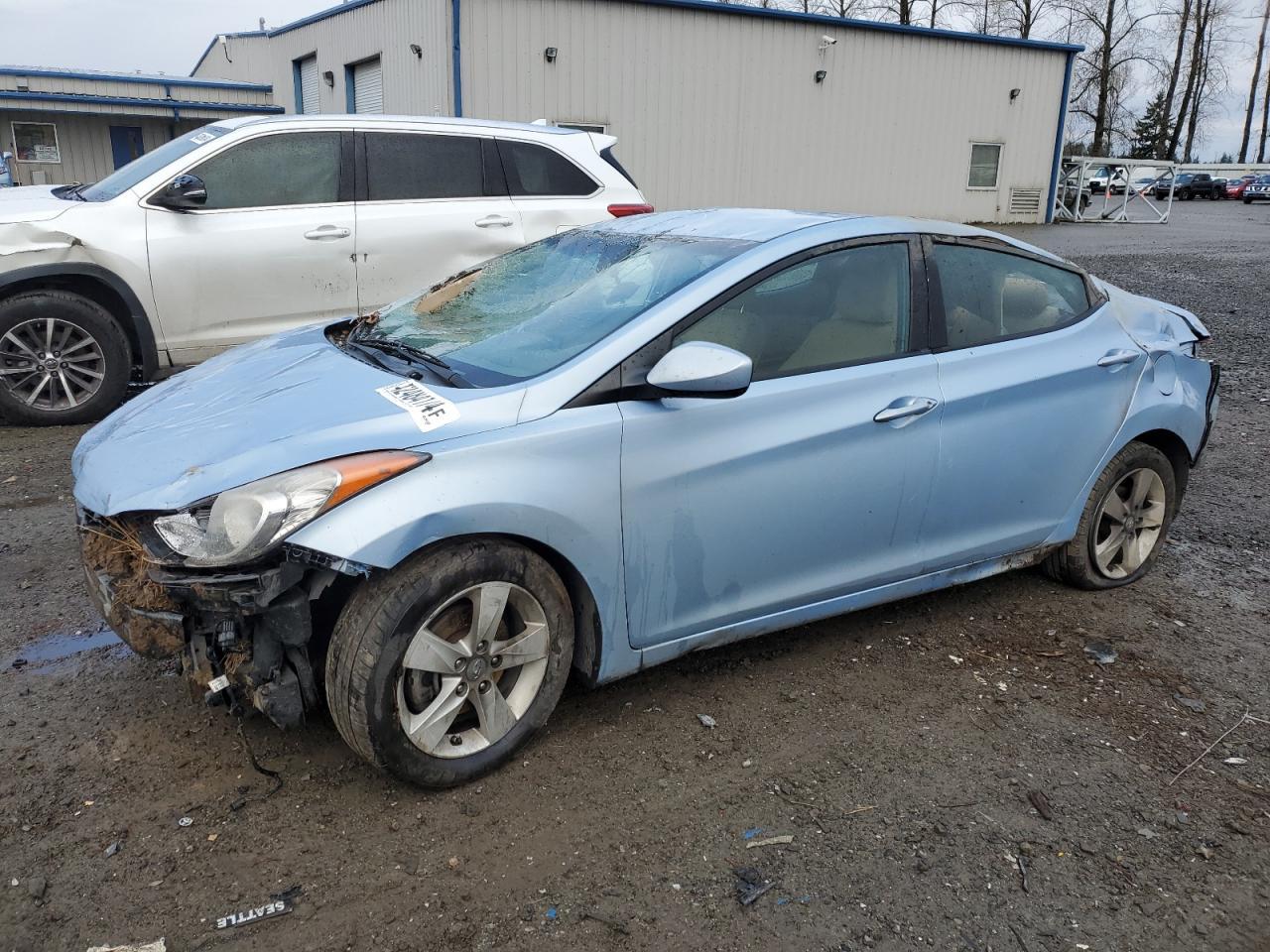 2013 HYUNDAI ELANTRA GL