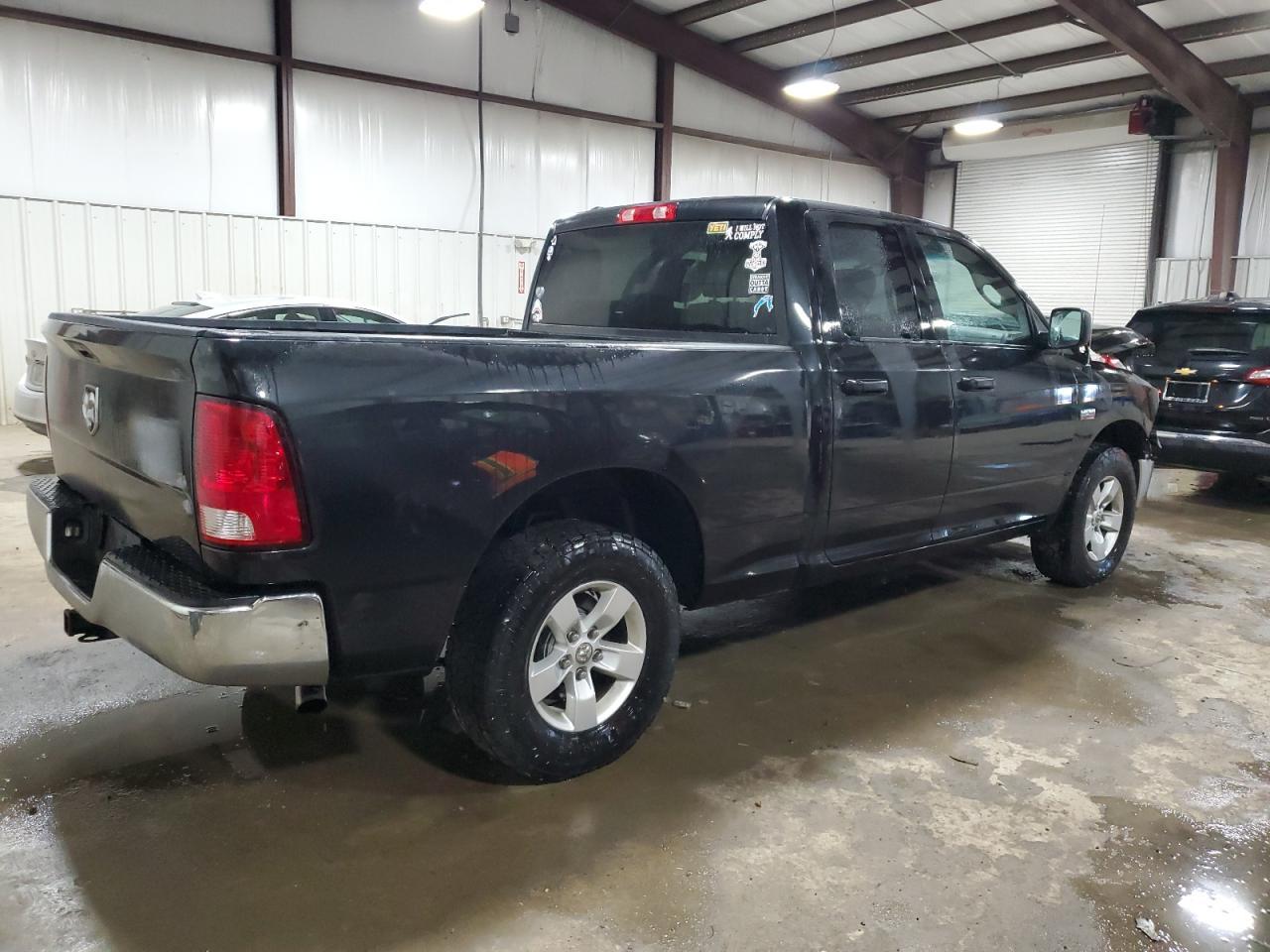 2017 RAM 1500 ST - Image 3