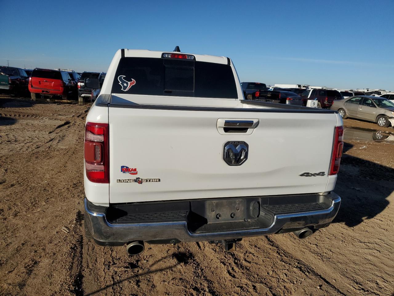 2019 RAM 1500 BIG H - Фото 6