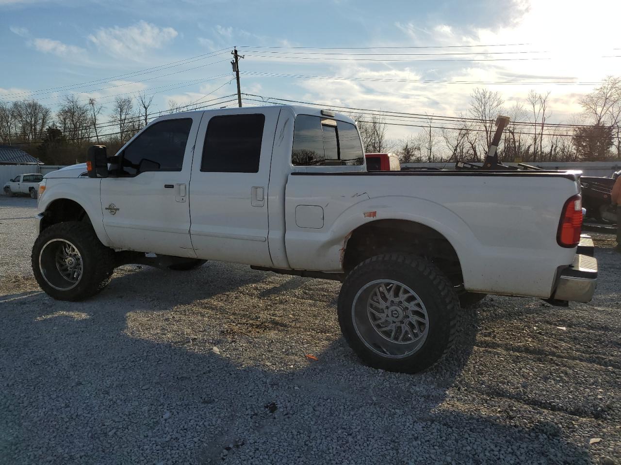 2016 FORD F250 SUPER - Фото 2