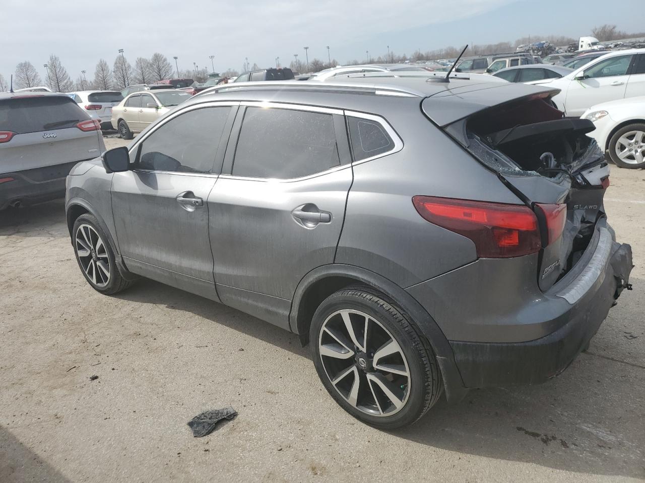 2017 NISSAN ROGUE SPOR - Фото 2