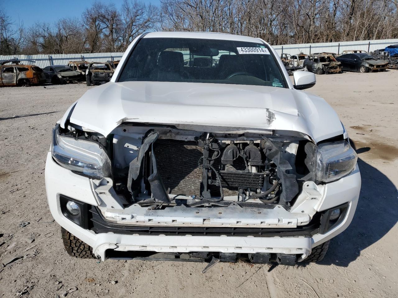 2019 TOYOTA TACOMA DOU - Image 5