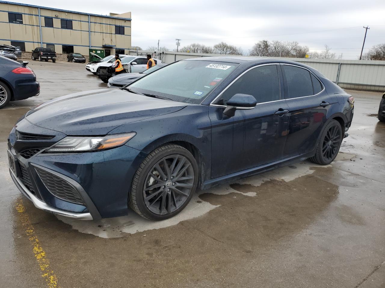 2021 TOYOTA CAMRY XSE