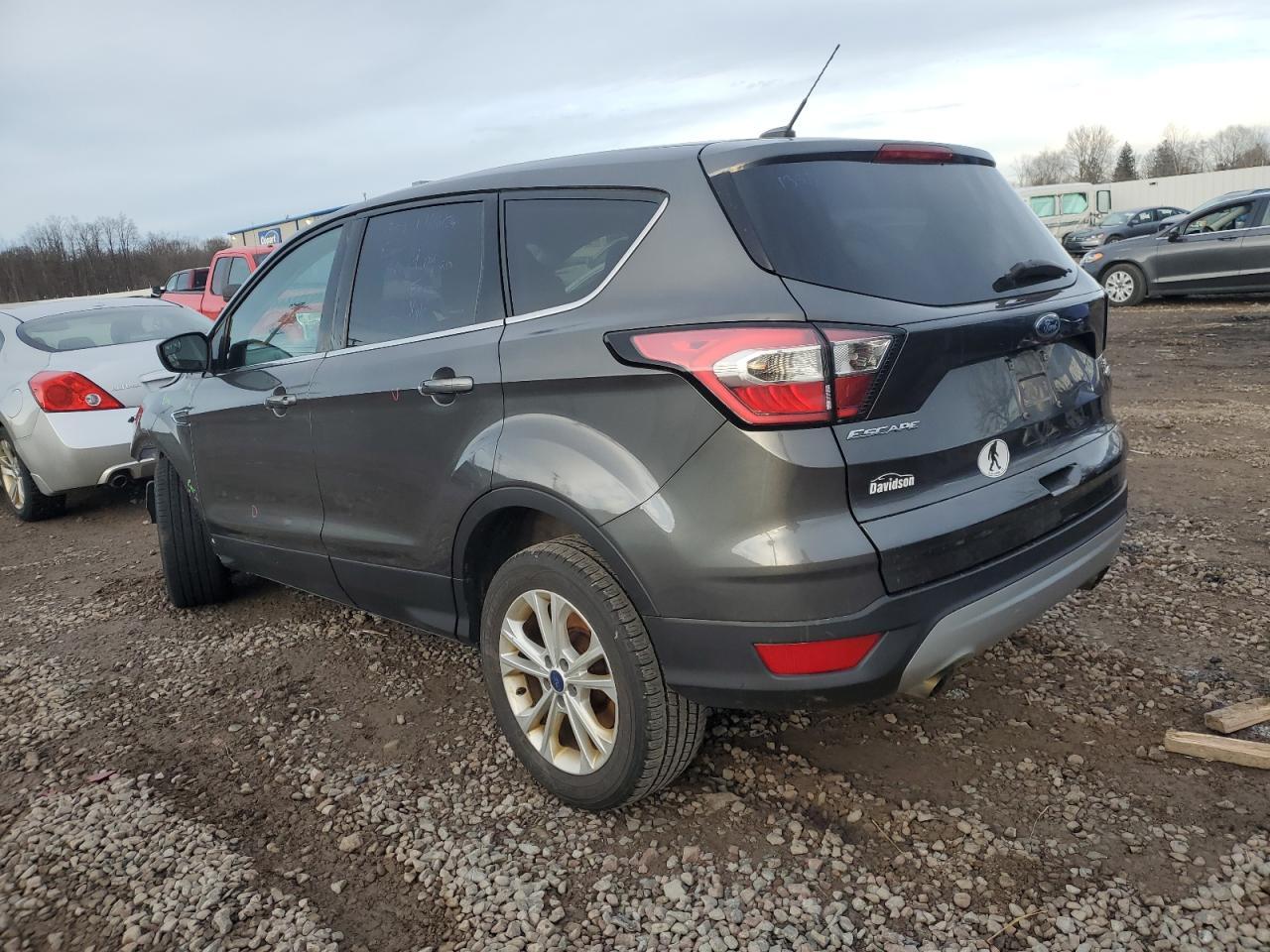 2017 FORD ESCAPE SE - Фото 2