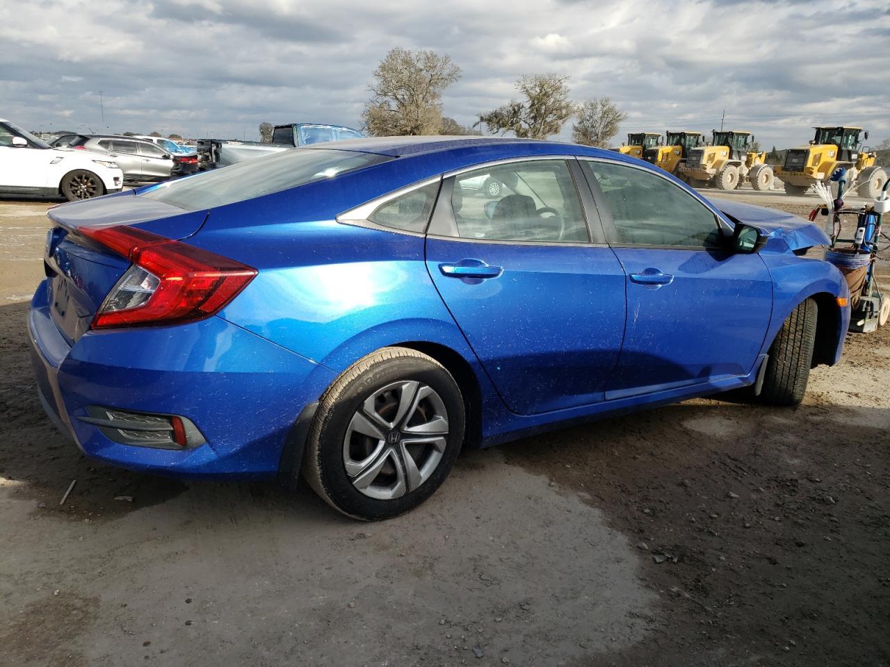 2017 HONDA CIVIC LX - Фото 3