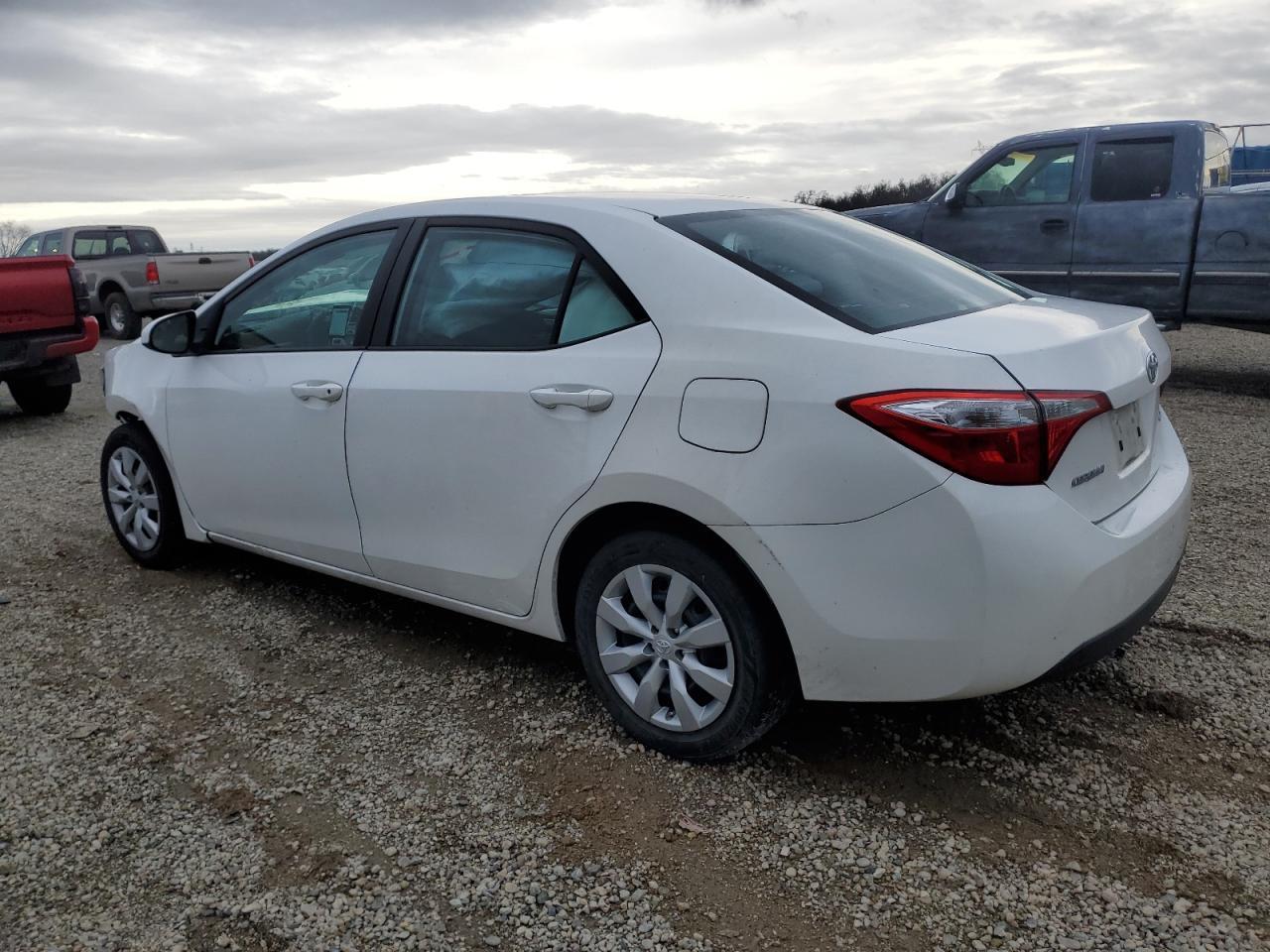 2016 TOYOTA COROLLA L - Фото 2