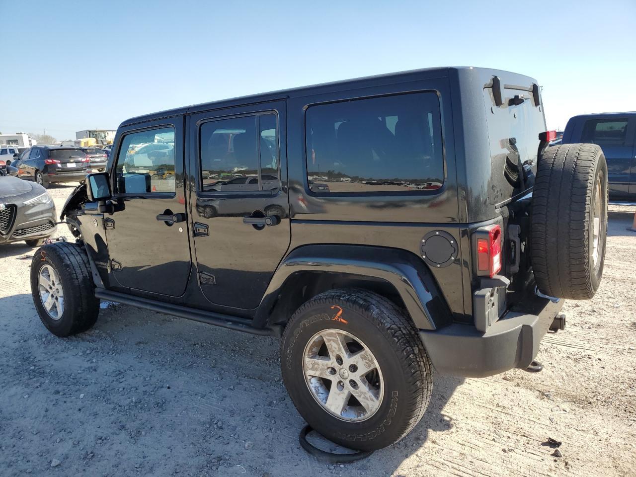 2015 JEEP WRANGLER U - Фото 2